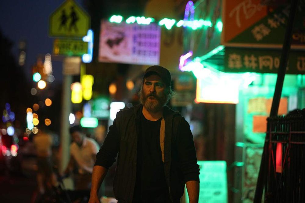 واکین فینیکس در فیلم سینمایی «تو هرگز واقعا اینجا نبودی»(You Were Never Really Here)